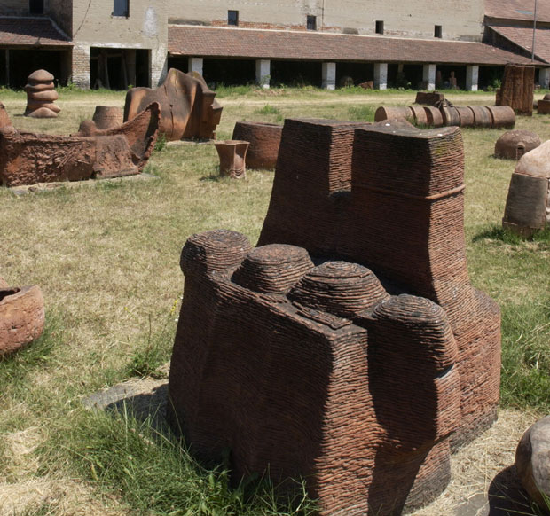 Рађање облика из глине